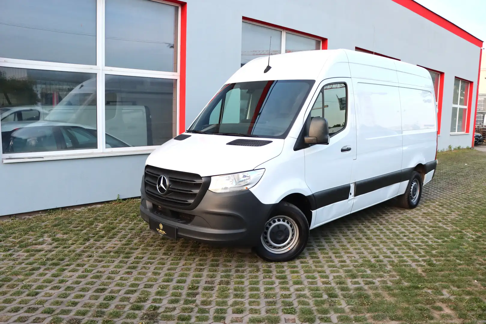 Mercedes-Benz Sprinter 317/319 CDI RWD L2/2.0 CDI Diesel 170 PS Weiß - 2