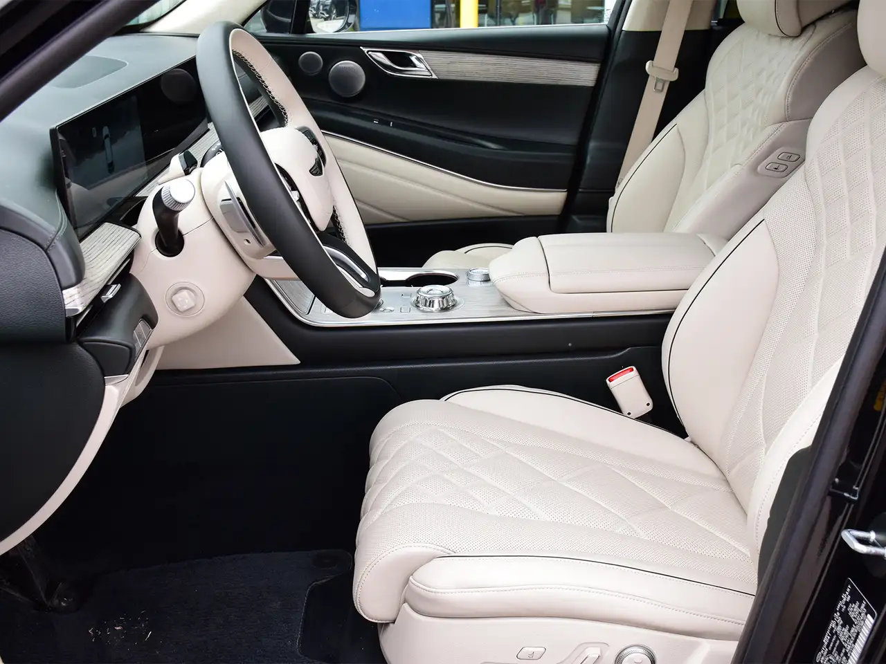 Genesis GV80 снимка Genesis GV80