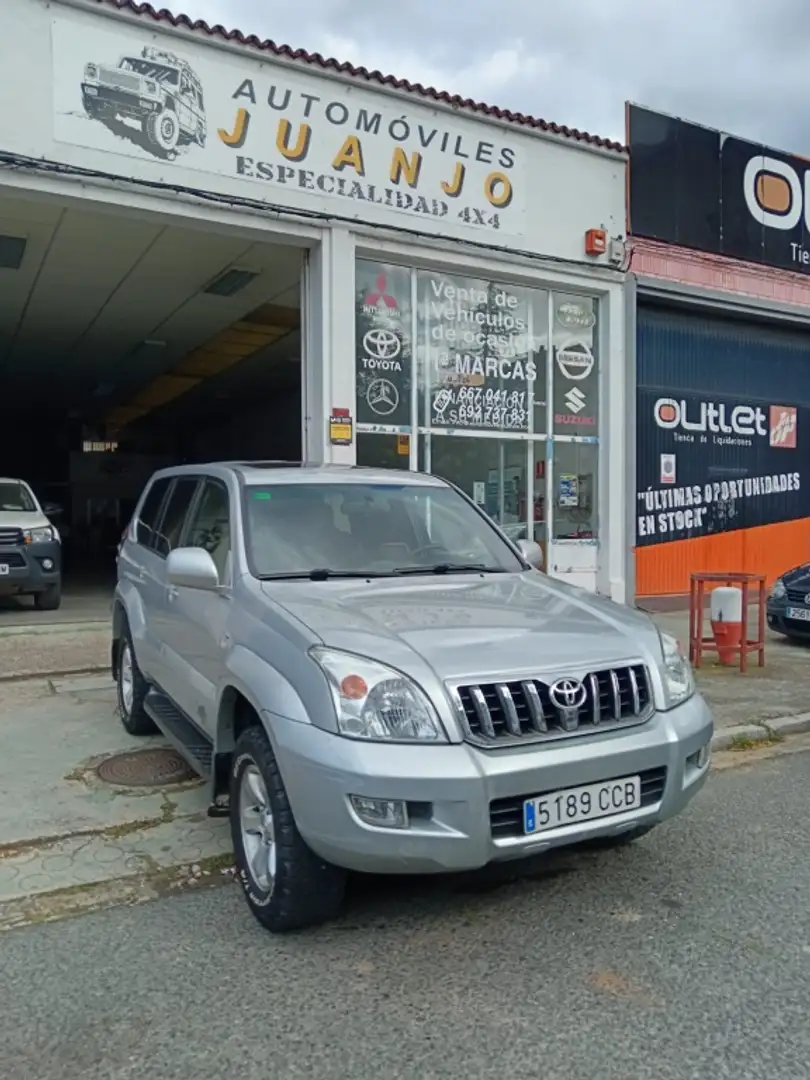 Toyota Land Cruiser 3.0 D4D VX Gris - 1