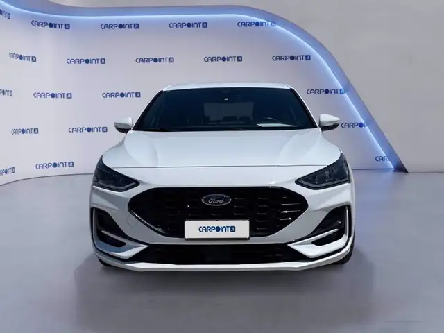 Ford Focus view 8