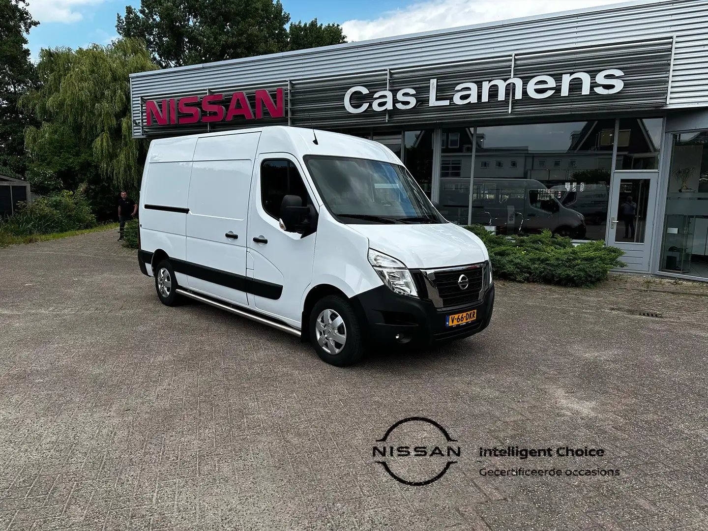 Nissan Interstar VAN 2.3 dCi 135PK L2H2 3T5 N-Connecta Wit - 1