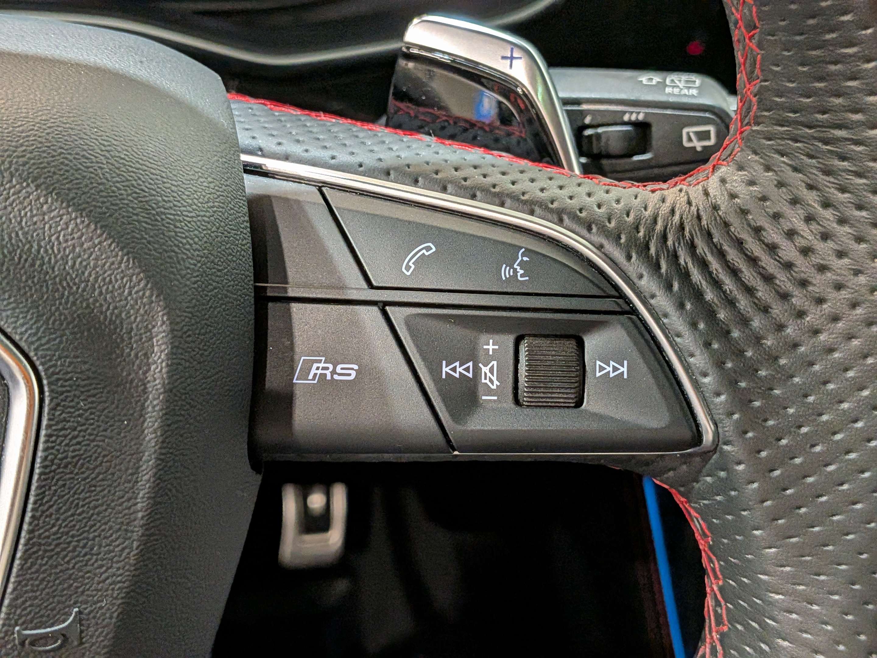 Audi RS Q8 2023