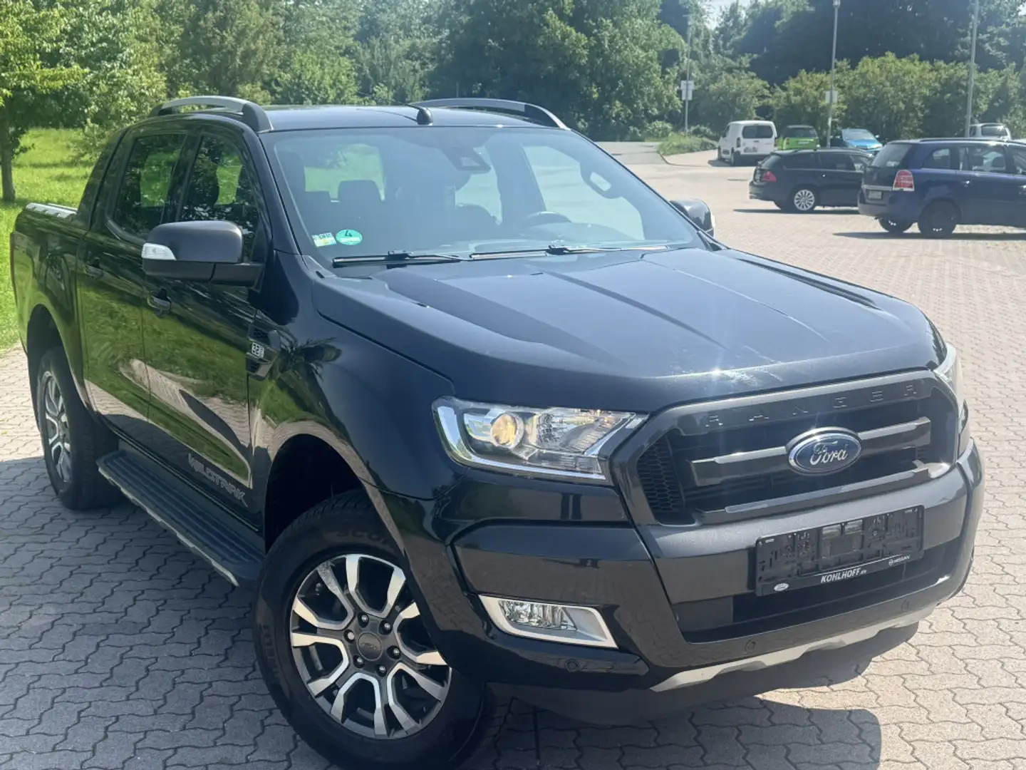Ford Ranger Wildtrak Doppelkabine 4x4   Abstandstemp Schwarz - 1