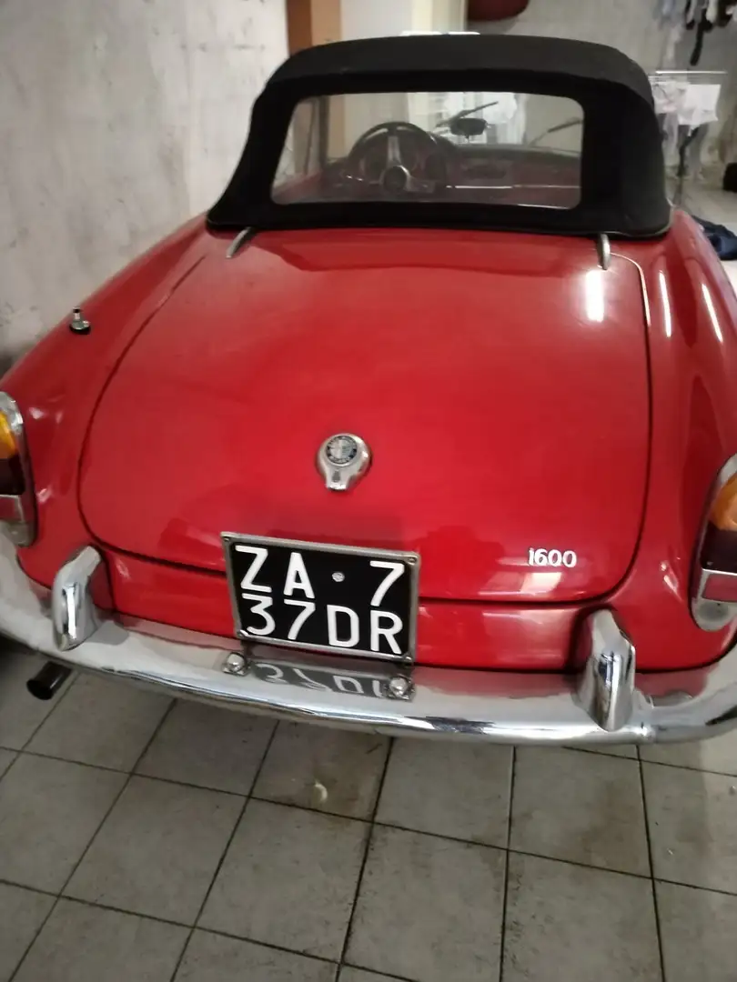 Alfa Romeo Giulia Spider Rosso - 2