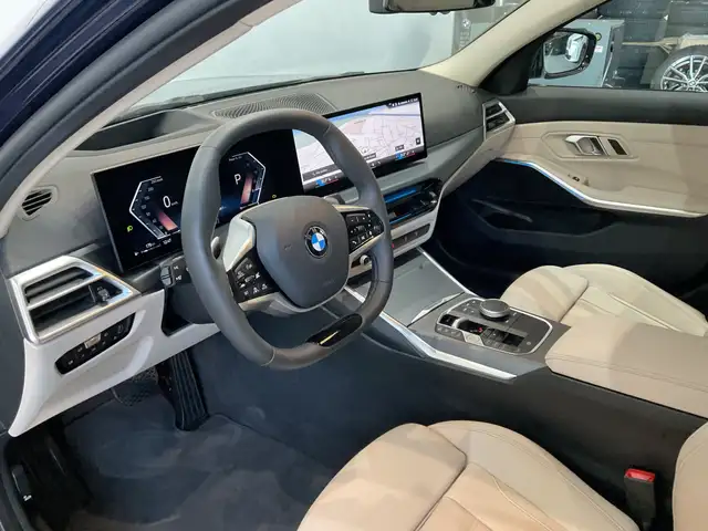 BMW 3 Series view 6