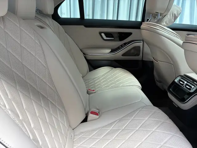 Mercedes-Benz S 350 d 4MATIC Limo AMG Line Standh. Ansicht 20