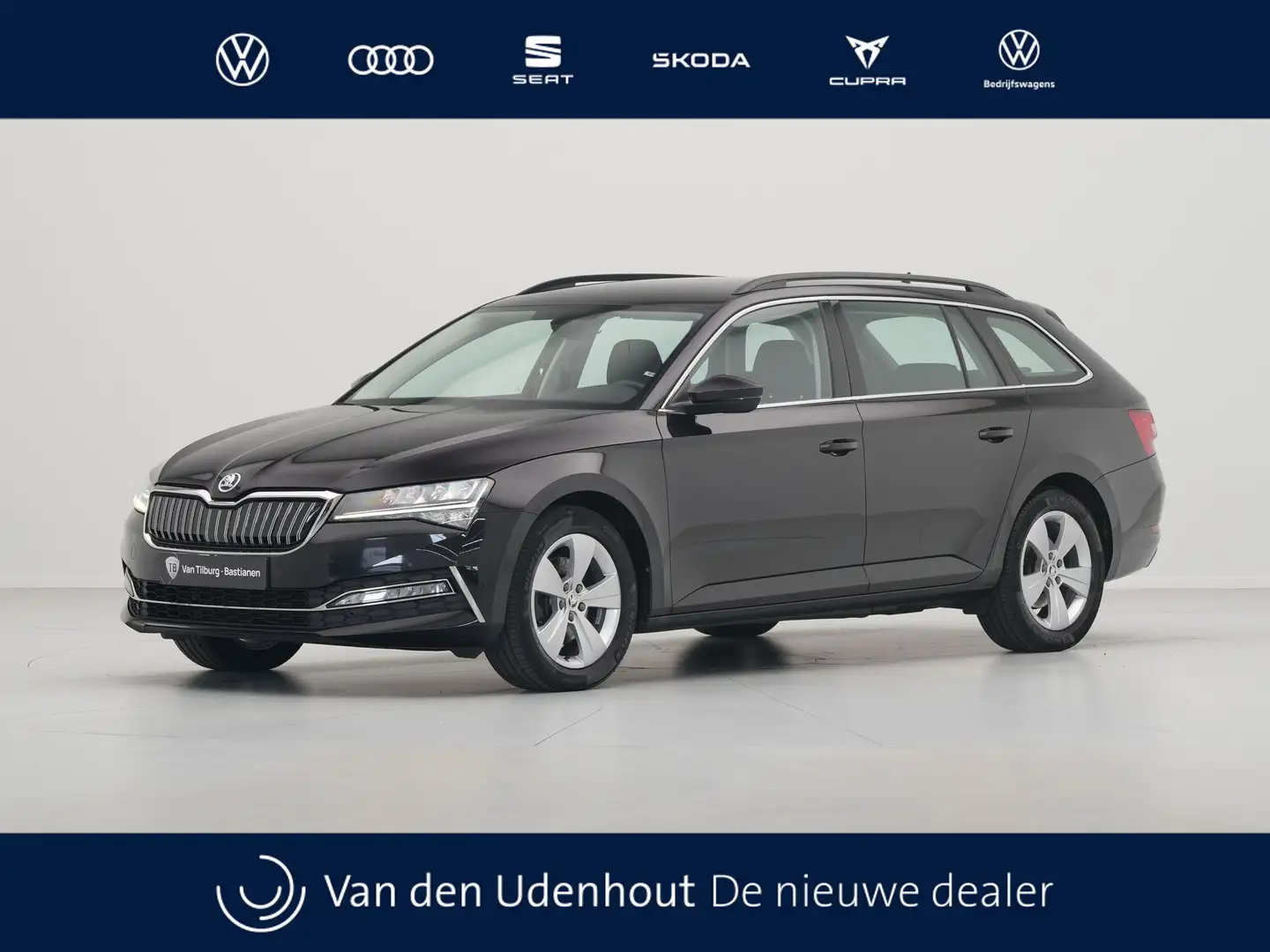 Skoda Superb Combi 1.4 TSI iV 218pk Ambition Trekhaak Navigatie Schwarz - 1