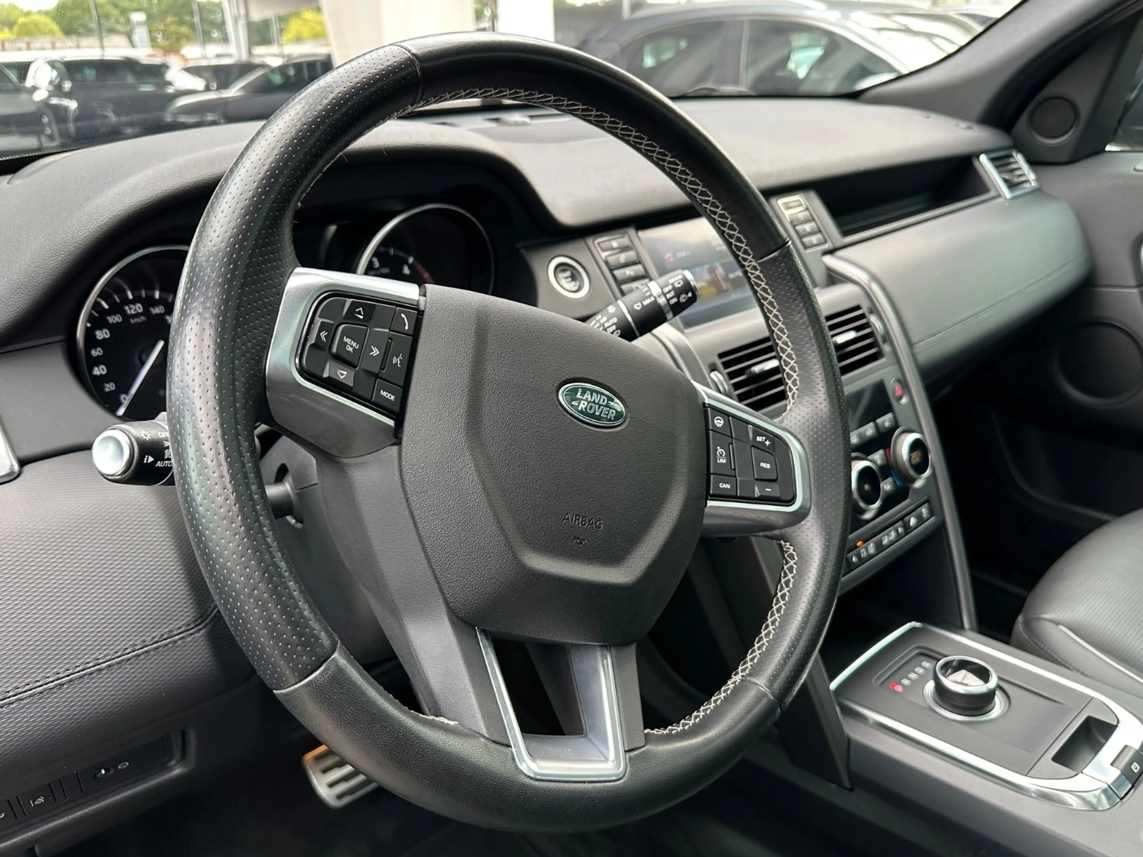 Land Rover Discovery Sport HSE*Hd-up*AHK*Leder*Pano*LED*80T — photo 13