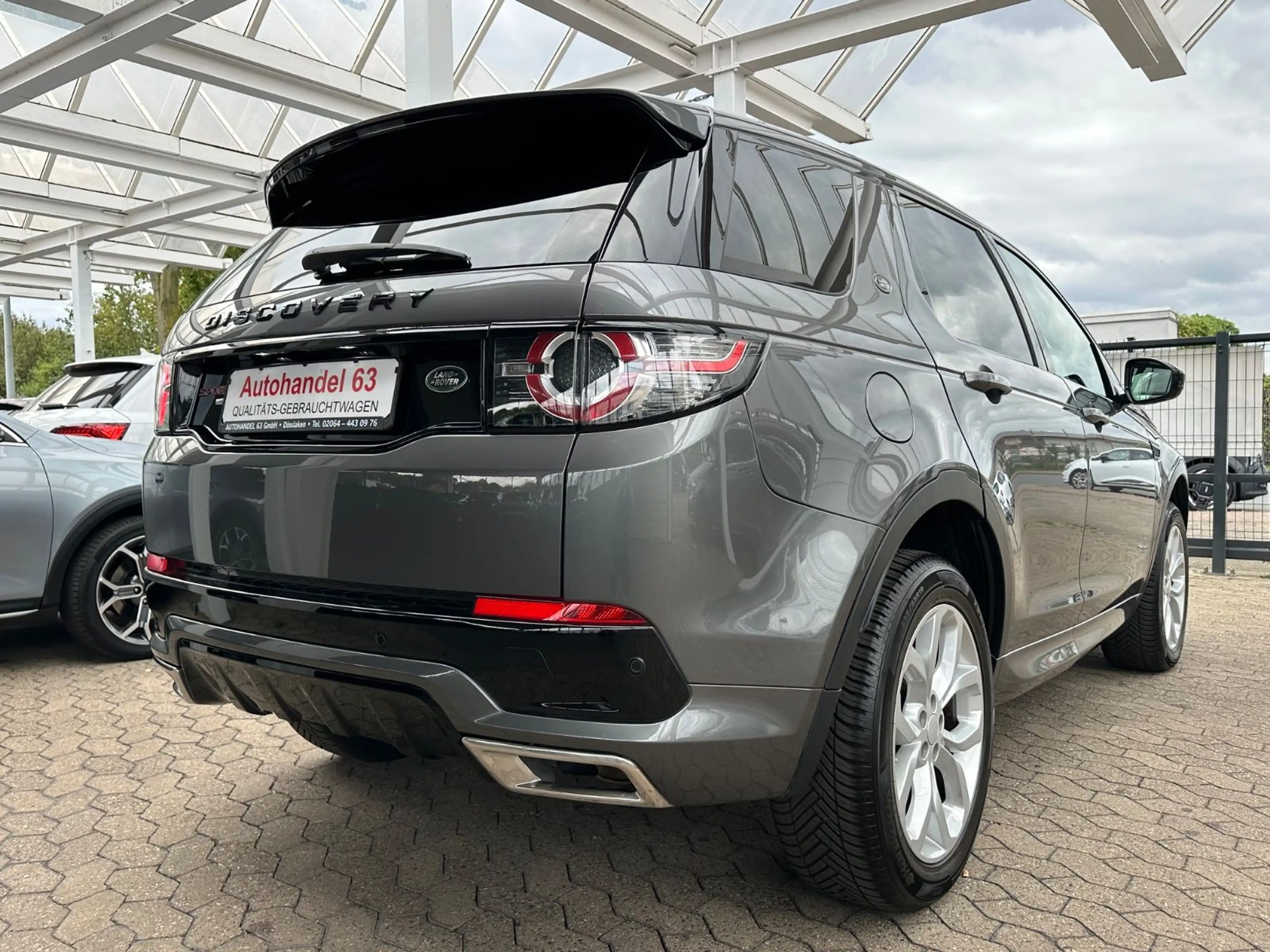 Land Rover Discovery Sport HSE*Hd-up*AHK*Leder*Pano*LED*80T — photo 3