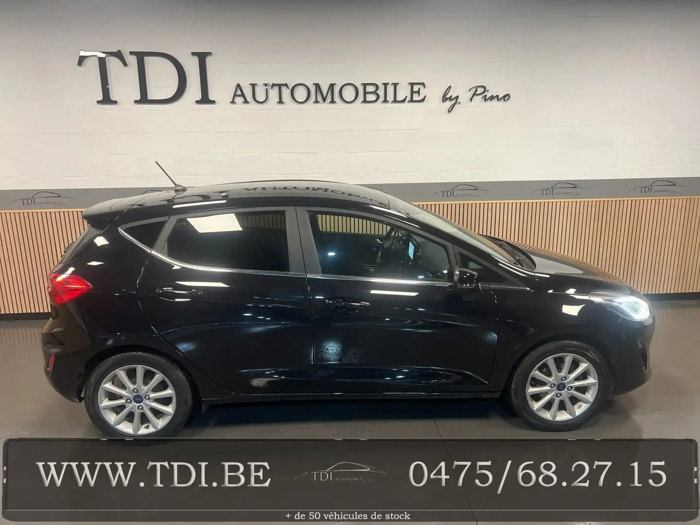 Ford Fiesta Fiesta 1.1i Titanium (EU6.2)*5 Portes*Airco*✔ Schwarz - 2
