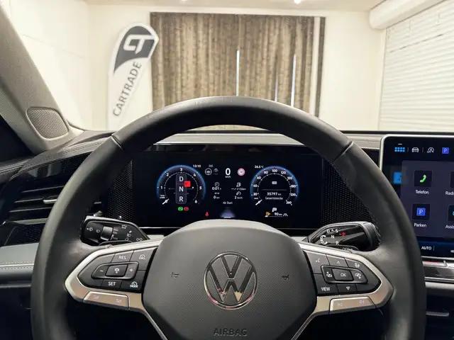 Volkswagen Passat view 15