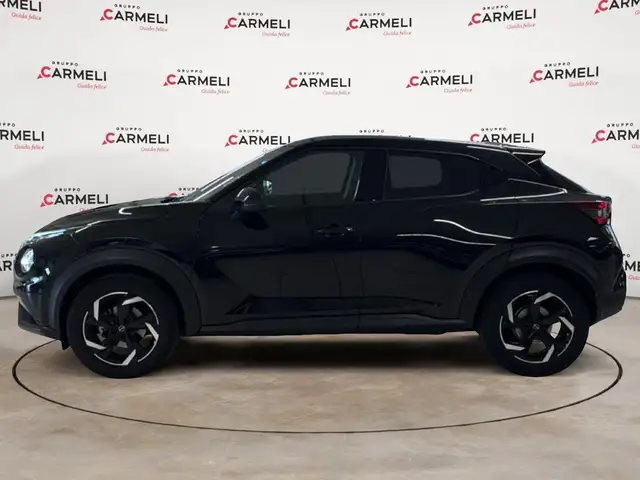 Nissan Juke view 2