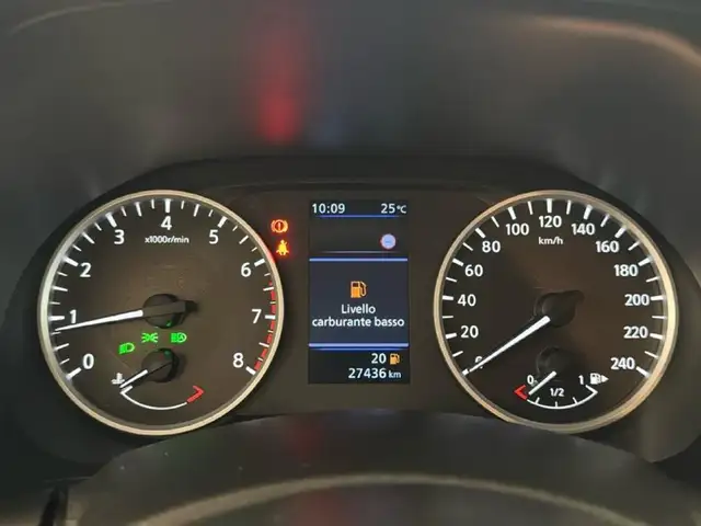 Nissan Juke view 9