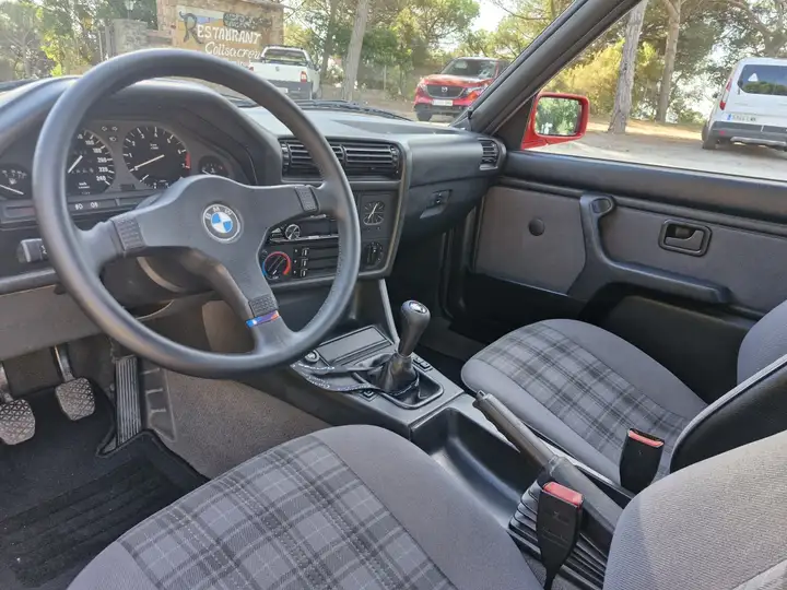 BMW Serie 3 1990, foto 13