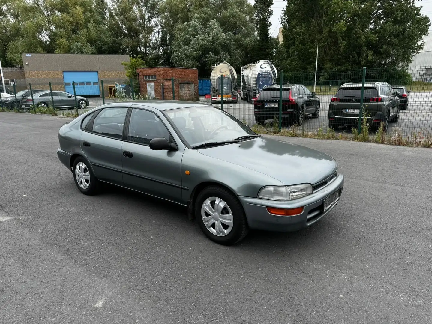 Toyota Corolla 1.6i essence très propre liftback 107 Zilver - 2