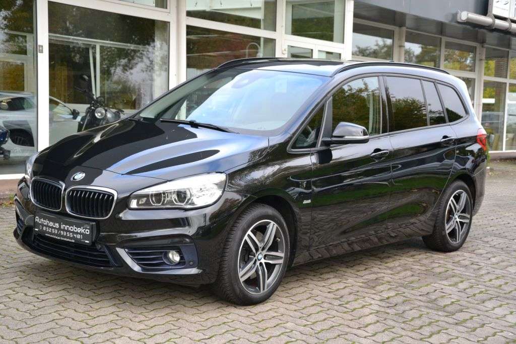 BMW 218