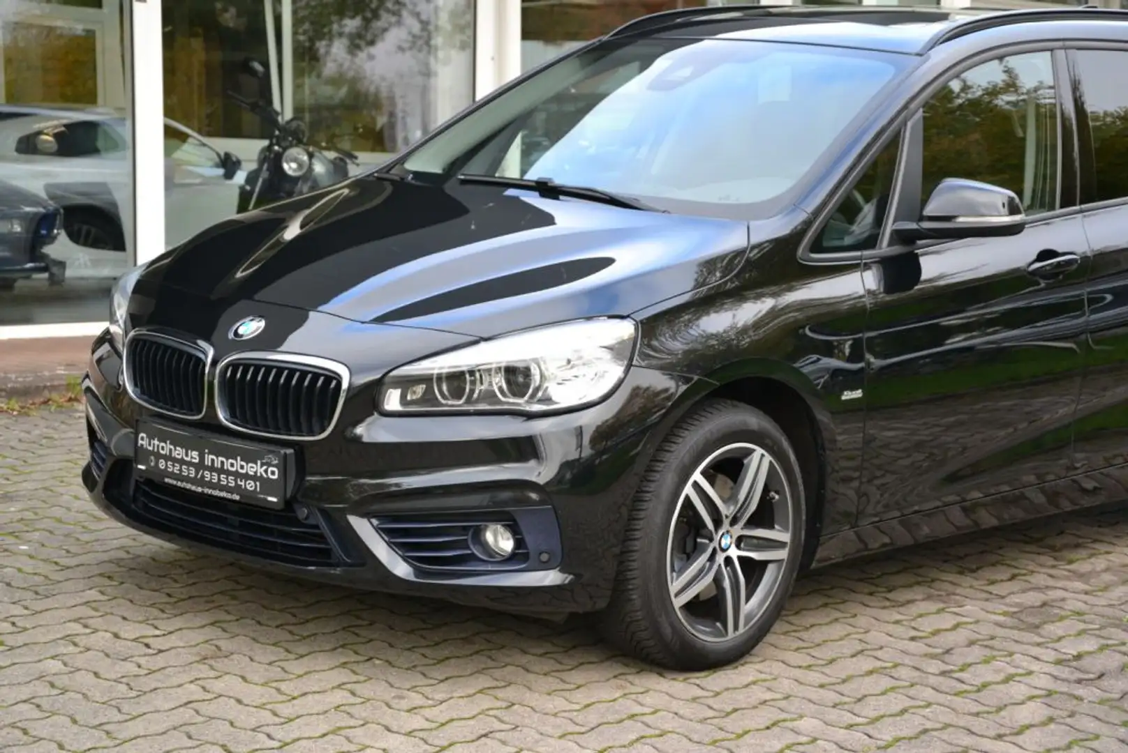 BMW 218 218i Gran Tourer Aut. Sport Line*Pano*Sitzheizung - 2