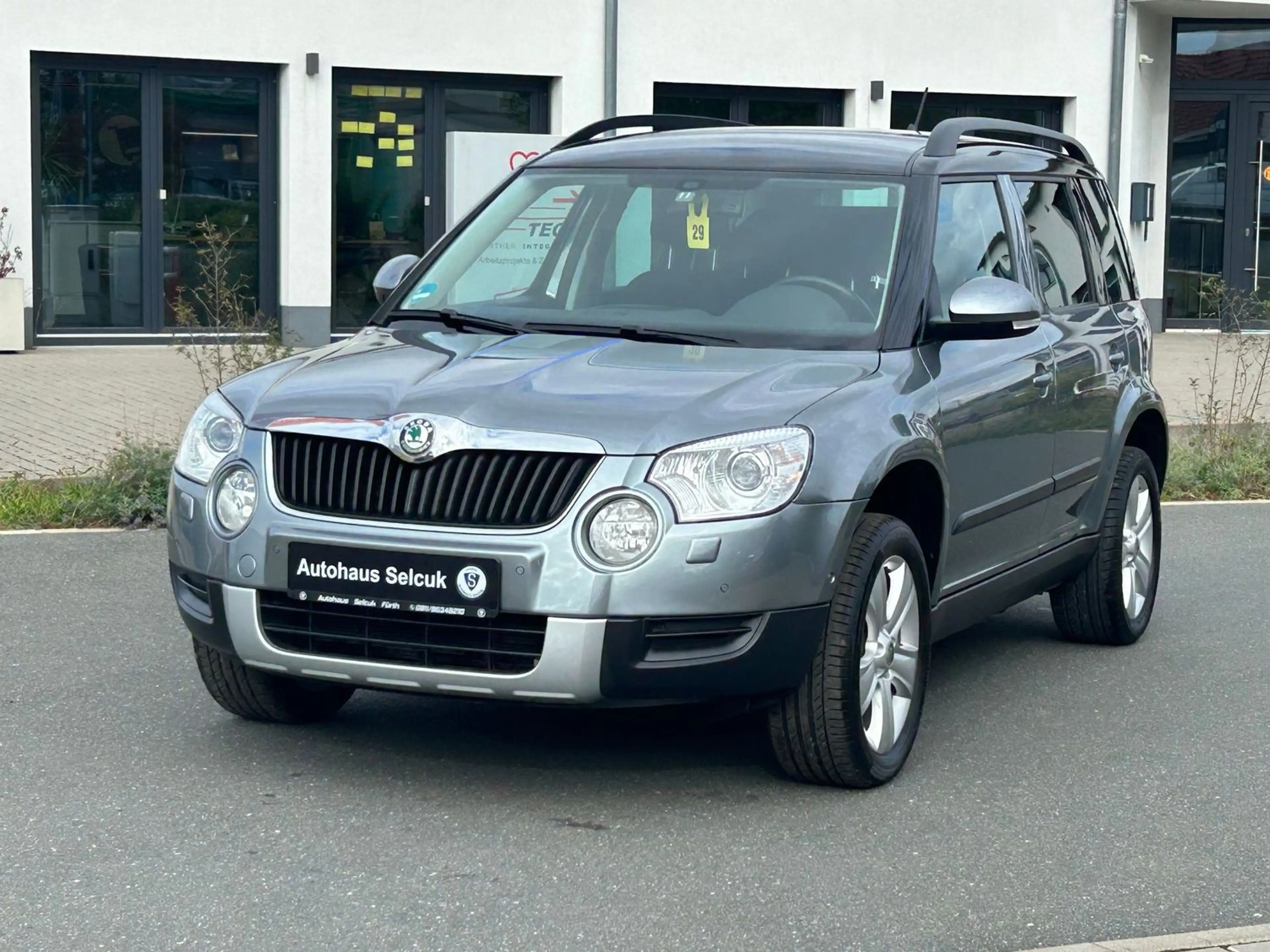 Skoda Yeti Elegance Plus Edition *DSG*Xenon*SHZ*PDC* — photo 2
