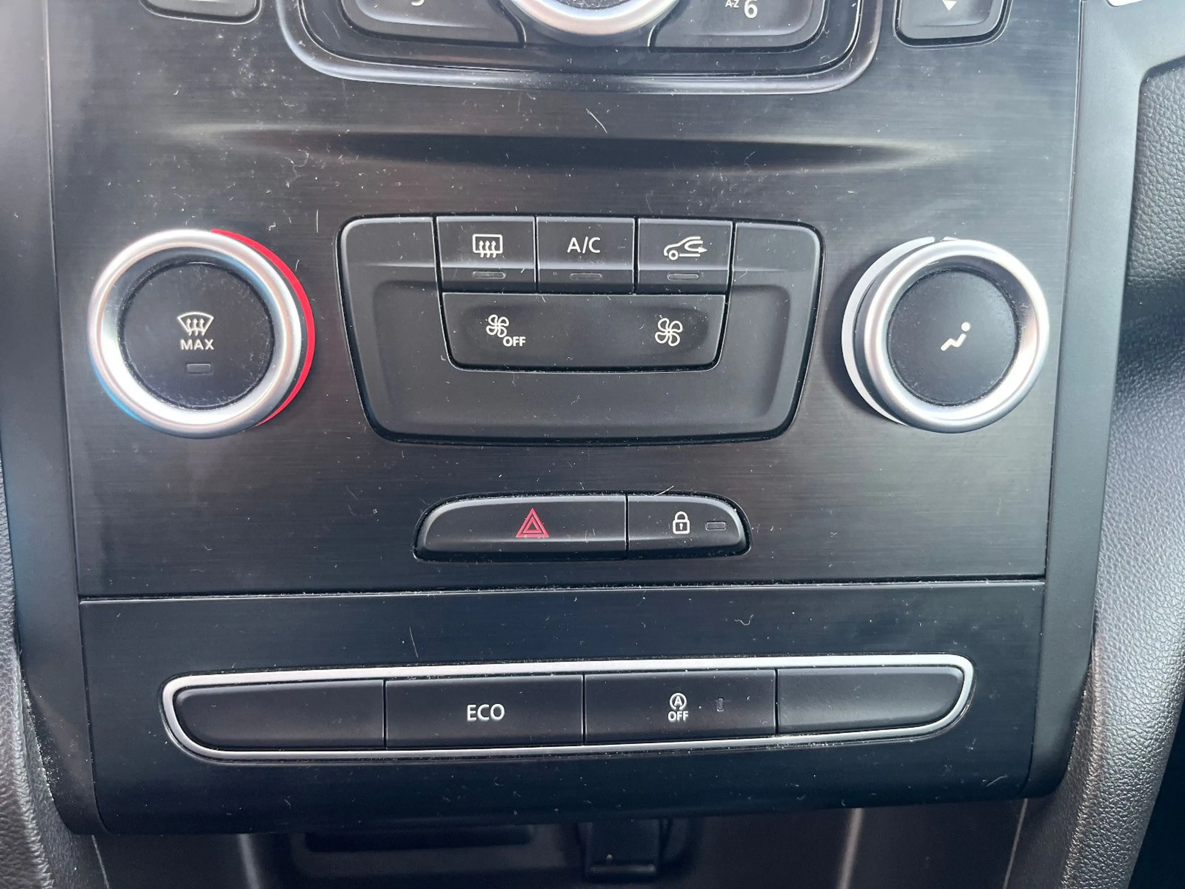 Renault Megane Grandtour Life Klima+PDC+Navi+Tempomat — photo 12
