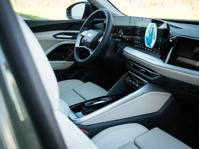 Audi Q5 view 15