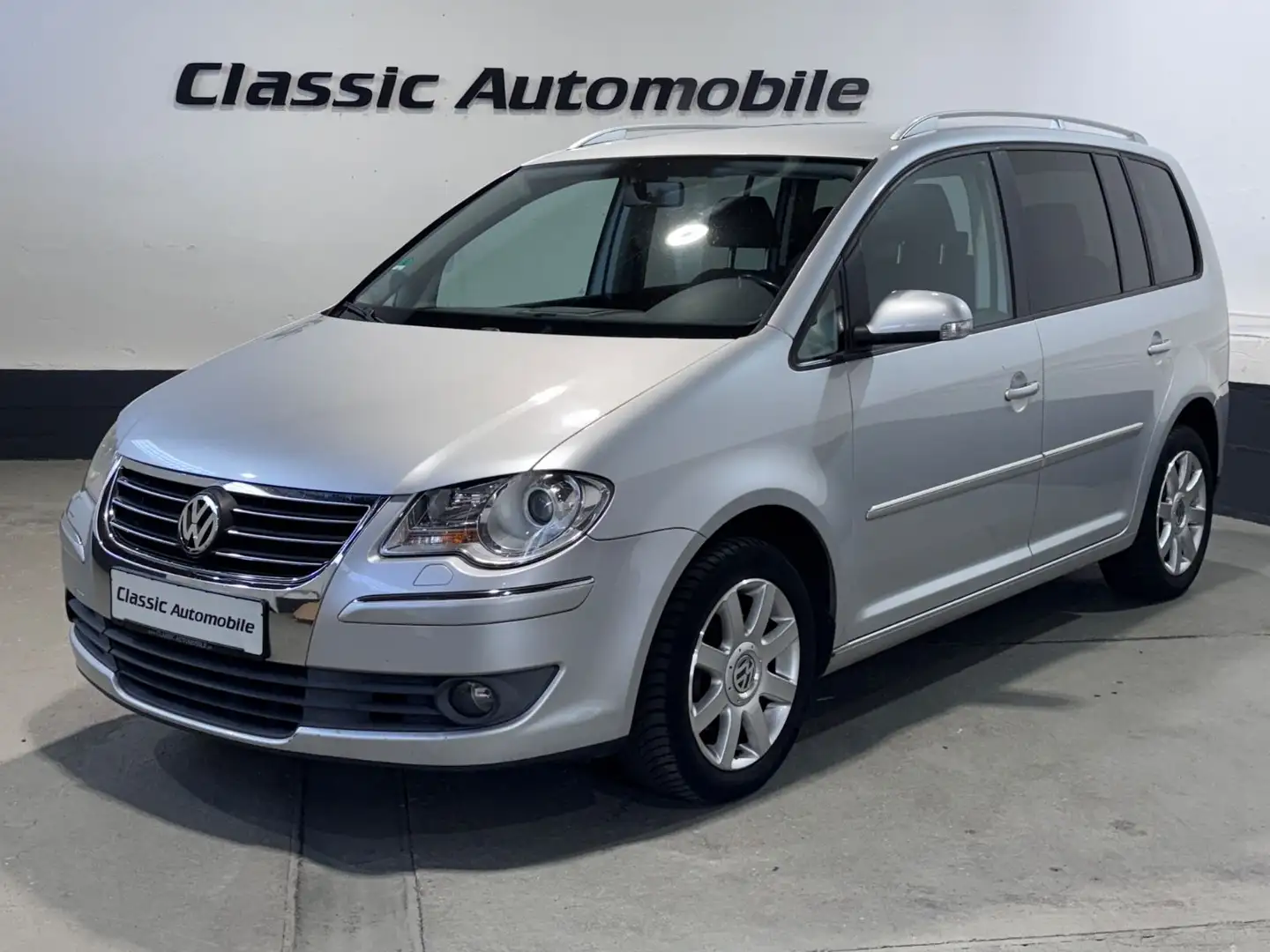 Volkswagen Touran Highline 1.9 TDI *7-Sitzer*AHK* Silber - 1