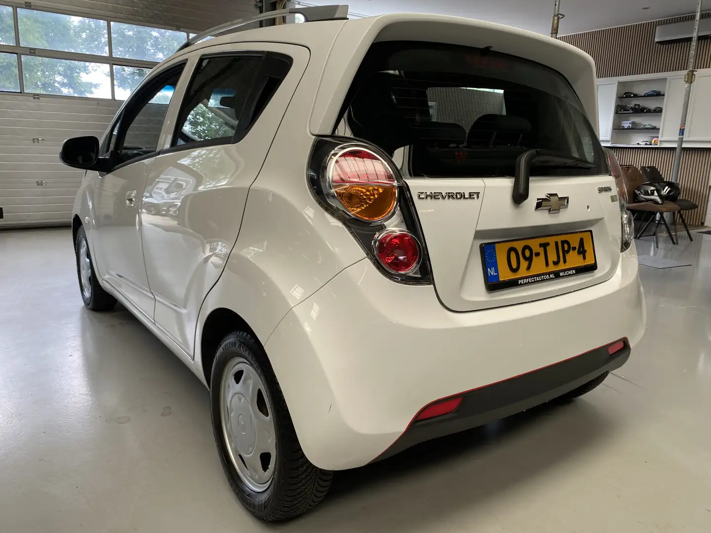 Chevrolet Spark 1.0 16V LS Bi-Fuel Airco, 5 Drs, LPG, Carplay Bianco - 2