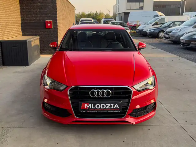 Audi A3 view 4