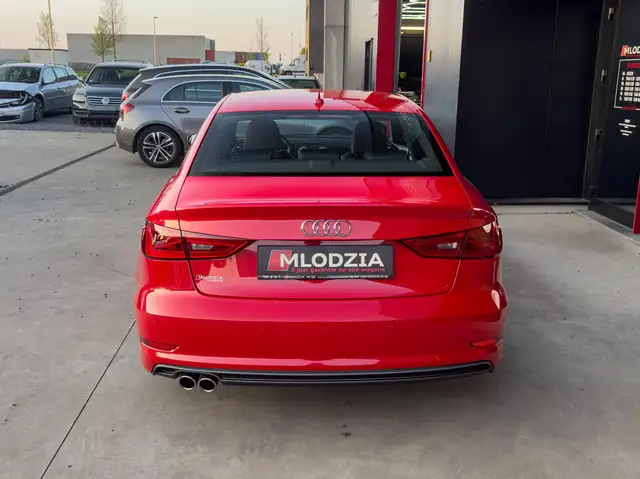 Audi A3 view 5