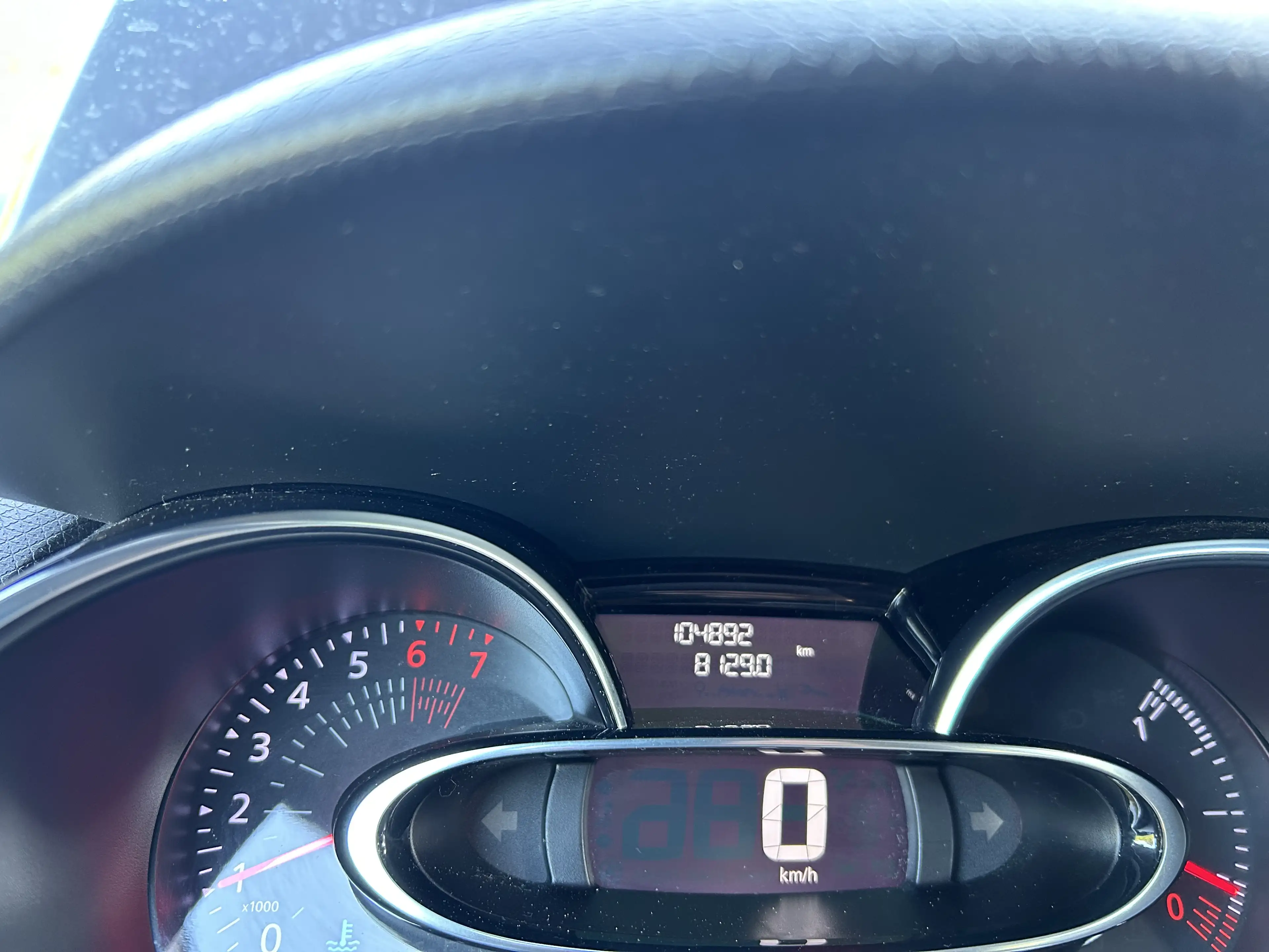Renault Clio 1.2i 5 PORTES AIRCO BLUETOOTH GPS GARANTIE 12 MOI — photo 8