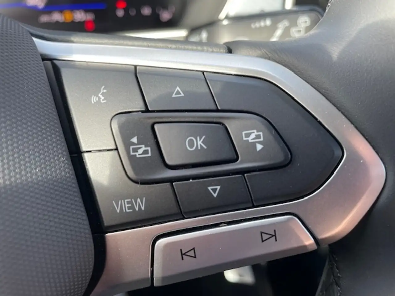 Volkswagen T-Cross 1.0 TSI Goal LED ACC Apple CarPlay Android Auto Me 15