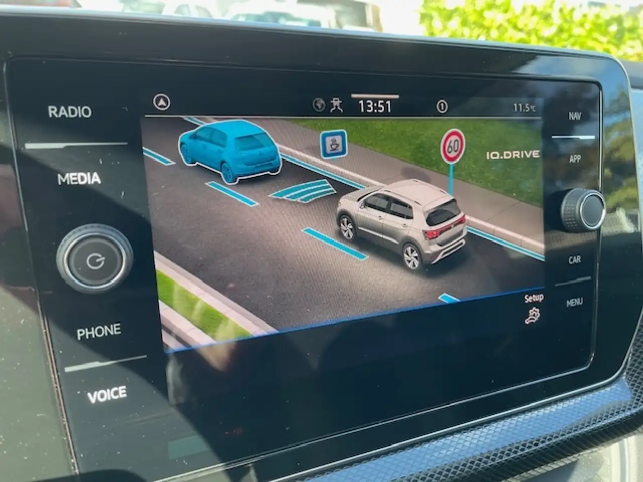 Volkswagen T-Cross 1.0 TSI Goal LED ACC Apple CarPlay Android Auto Me 19