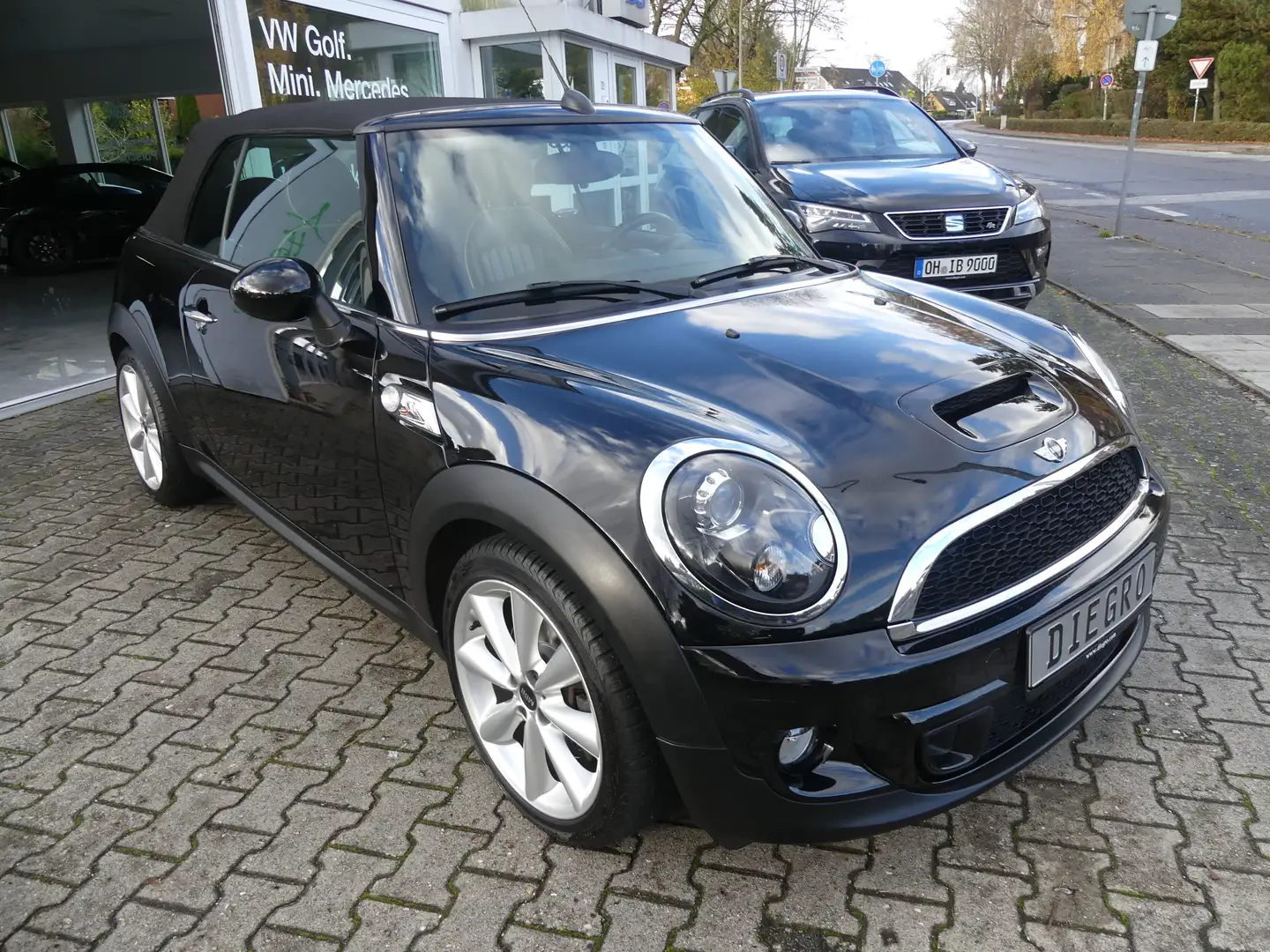 MINI Cooper S Cabrio * sehr gepflegt Schwarz - 1