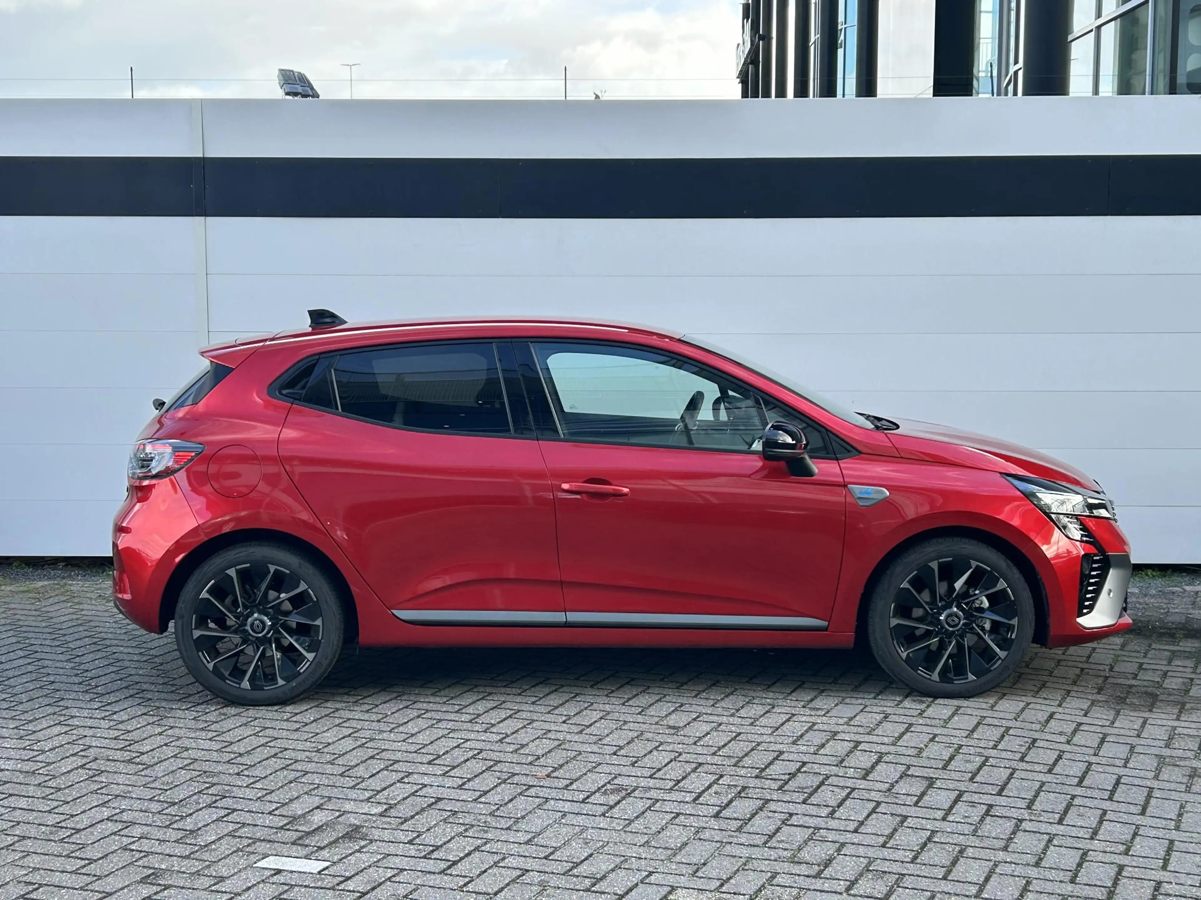 Renault Clio 1.6 E-Tech Full Hybrid 145 esprit Alpine | Groot N — photo 16
