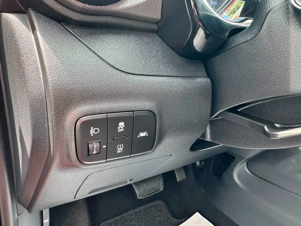 Hyundai i10 1,2 AT NAVI/CAM/PDC/SHZ/LHZ/4SEASON/GARANTIE, миниатюра 10