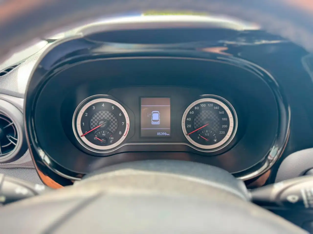 Hyundai i10 1,2 AT NAVI/CAM/PDC/SHZ/LHZ/4SEASON/GARANTIE, миниатюра 11