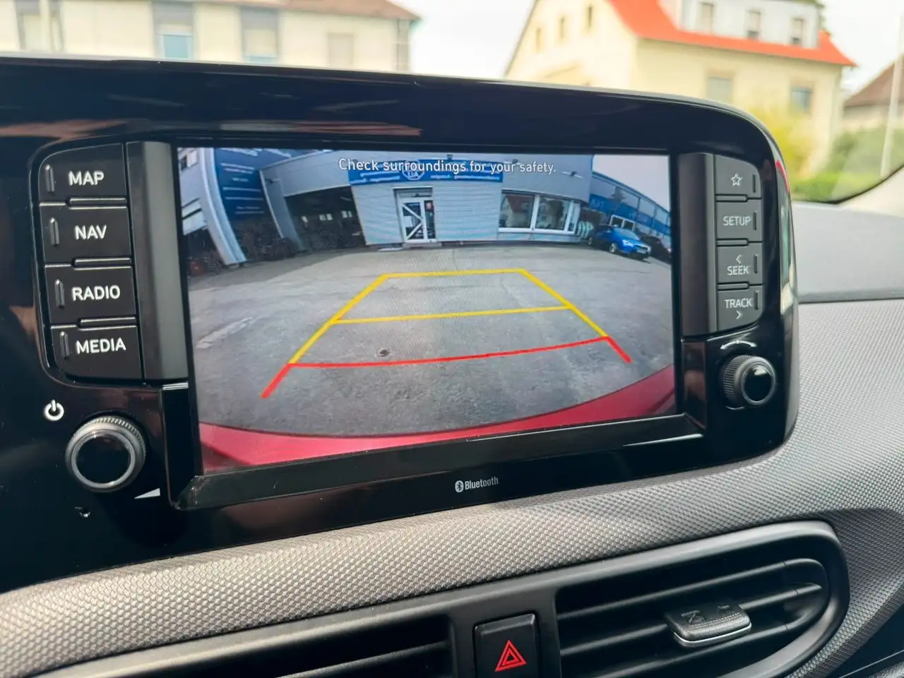 Hyundai i10 1,2 AT NAVI/CAM/PDC/SHZ/LHZ/4SEASON/GARANTIE, миниатюра 14