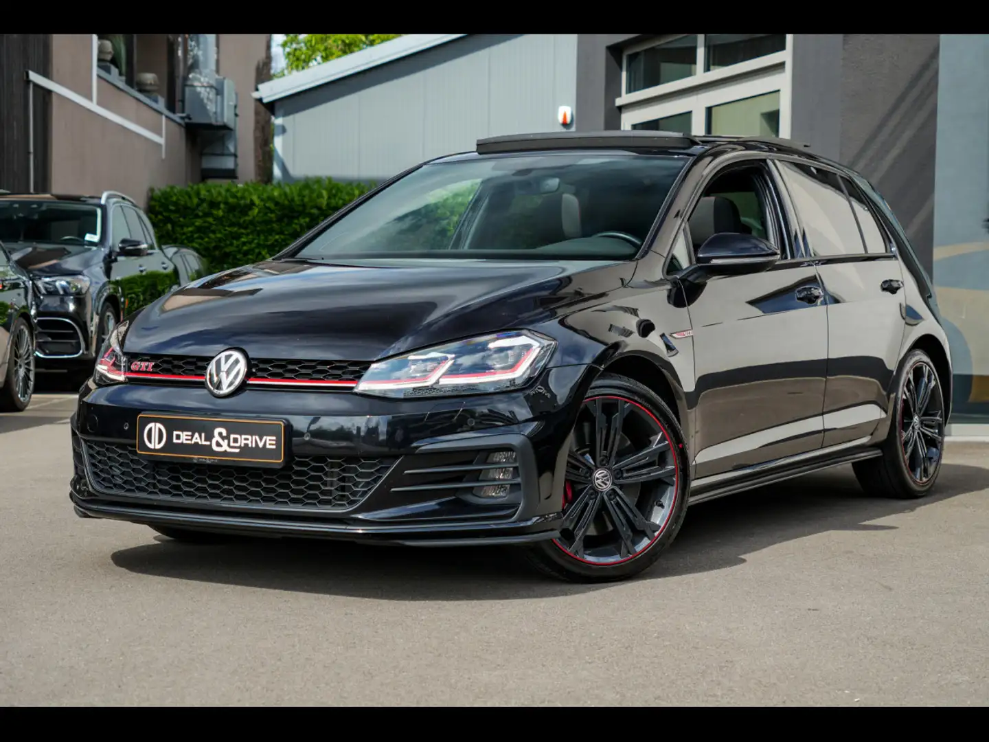 Volkswagen Golf VII 2.0 TSI GTI PERFORMANCE DSG7°DYNAUDIO°DCC Noir - 1