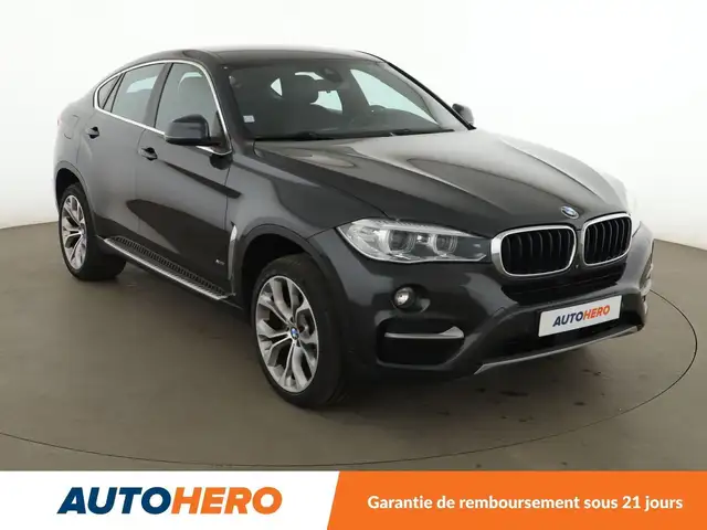 BMW X6 view 8