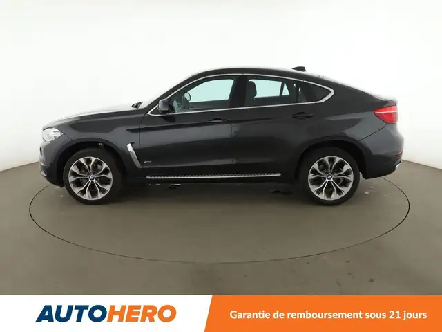 BMW X6 view 3