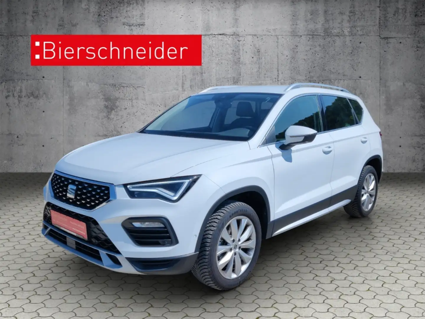 SEAT Ateca 1.5 TSI DSG Xperience NAVI AHK LED KAMERA SHZ GRA Weiß - 1
