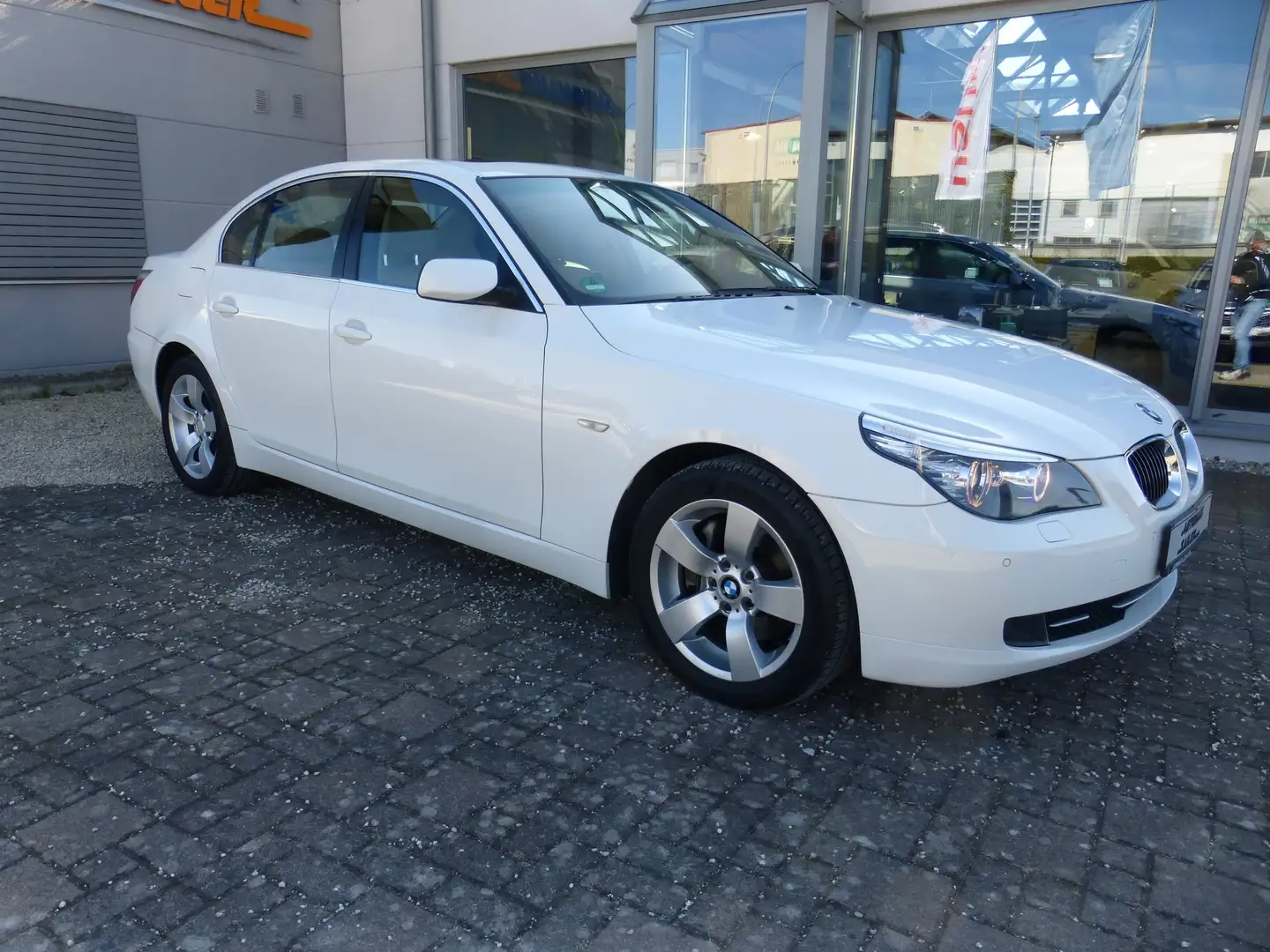 BMW 530 I XDrive Weiß - 2