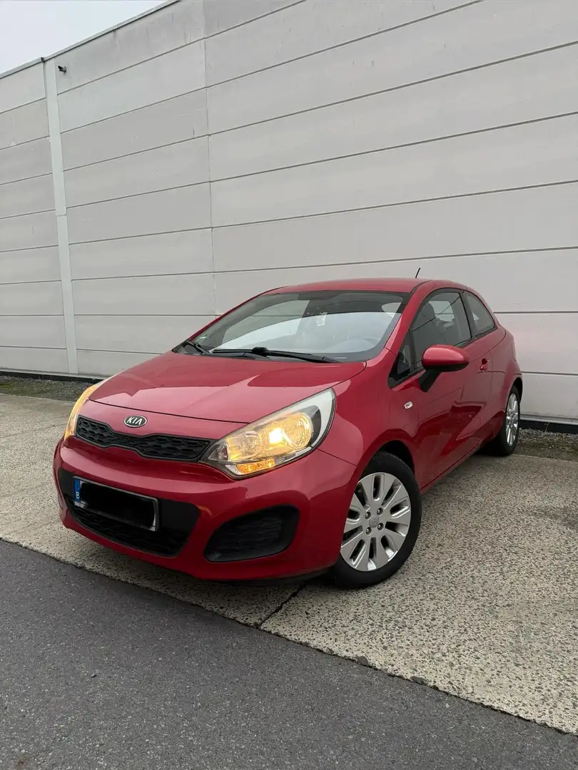 Kia Rio Kia Rio 1.4 Benzine Airco ❄️Gekeurd voor verko Rouge - 1
