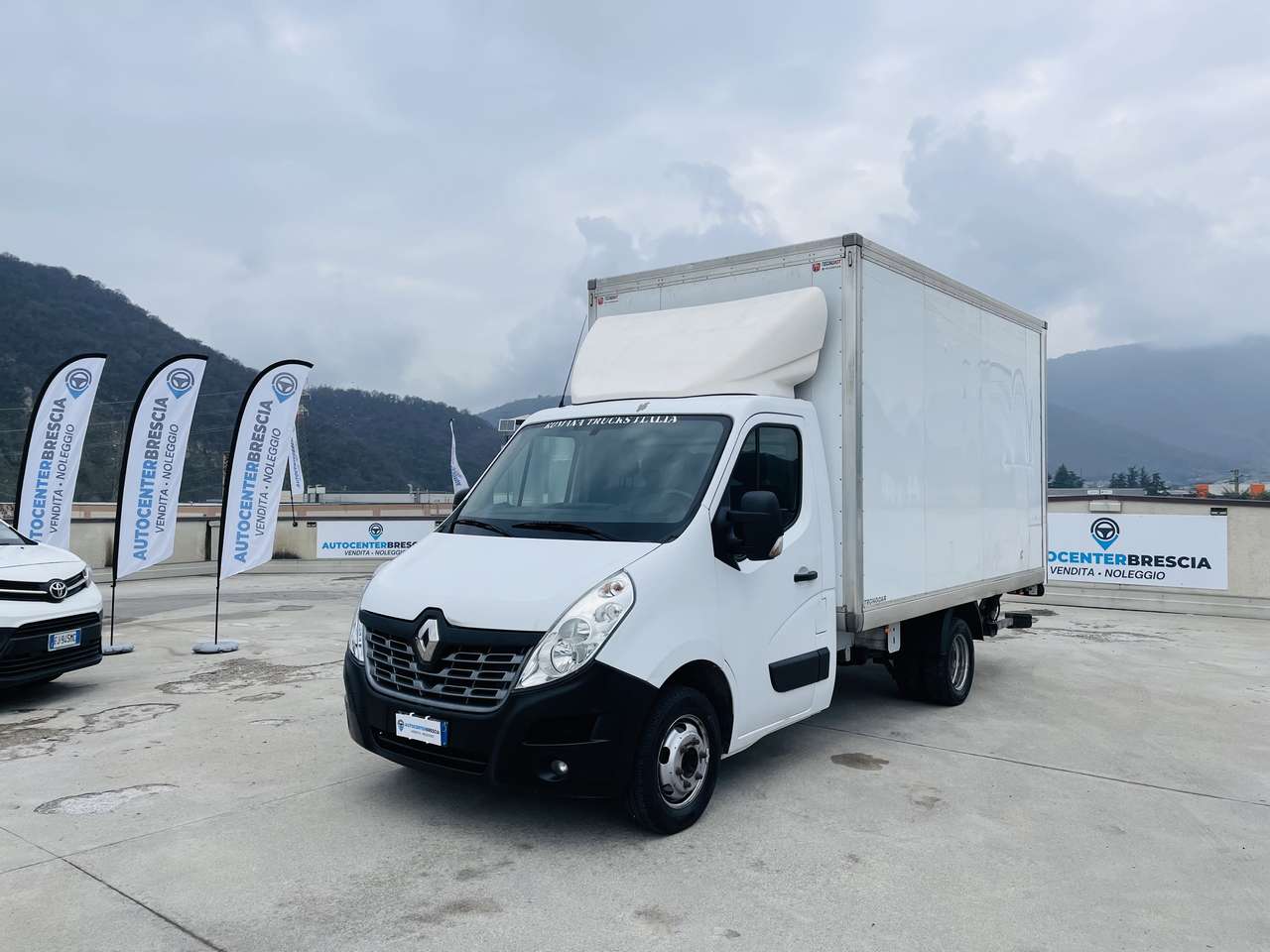 Renault Master CABINATO CON SPONDA IDRAULICA 8 Bancali Euro 6D Un