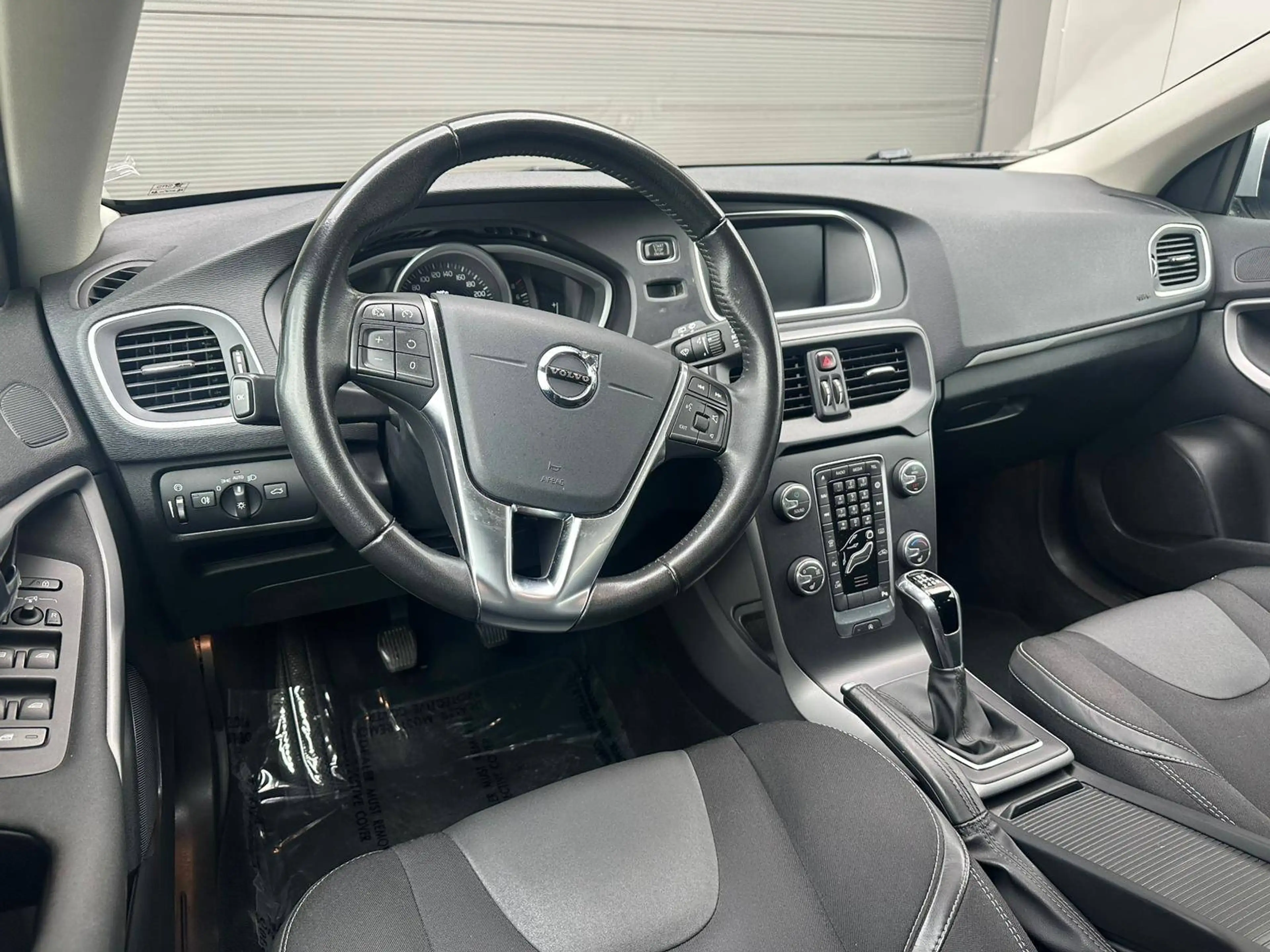 Volvo V40 airco/navigatie/parkeersensoren — photo 5