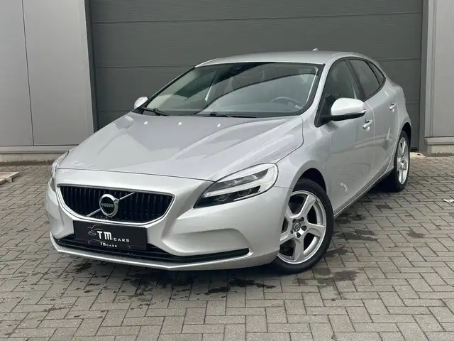 Volvo V40 airco/navigatie/parkeersensoren