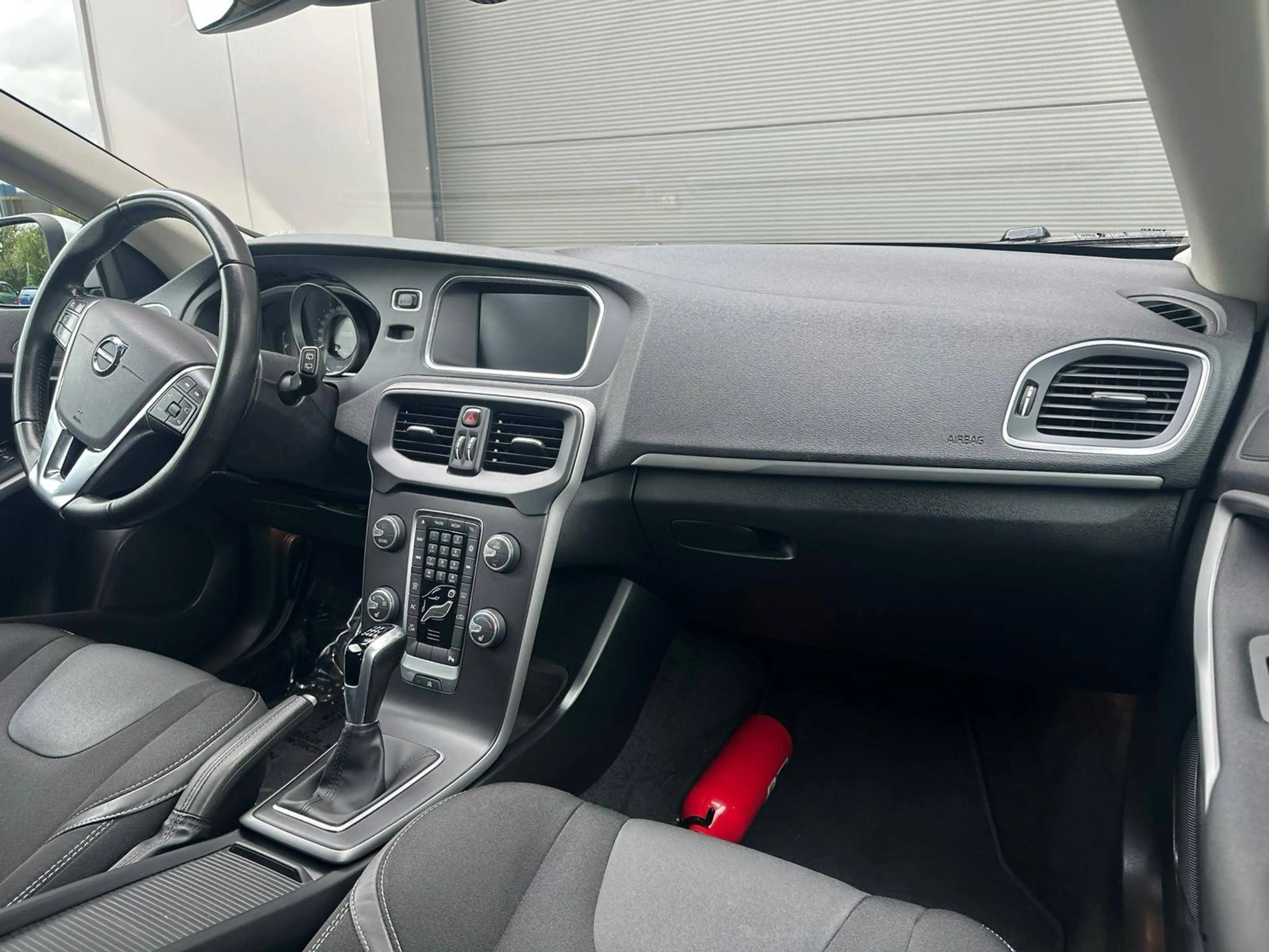 Volvo V40 airco/navigatie/parkeersensoren — photo 8