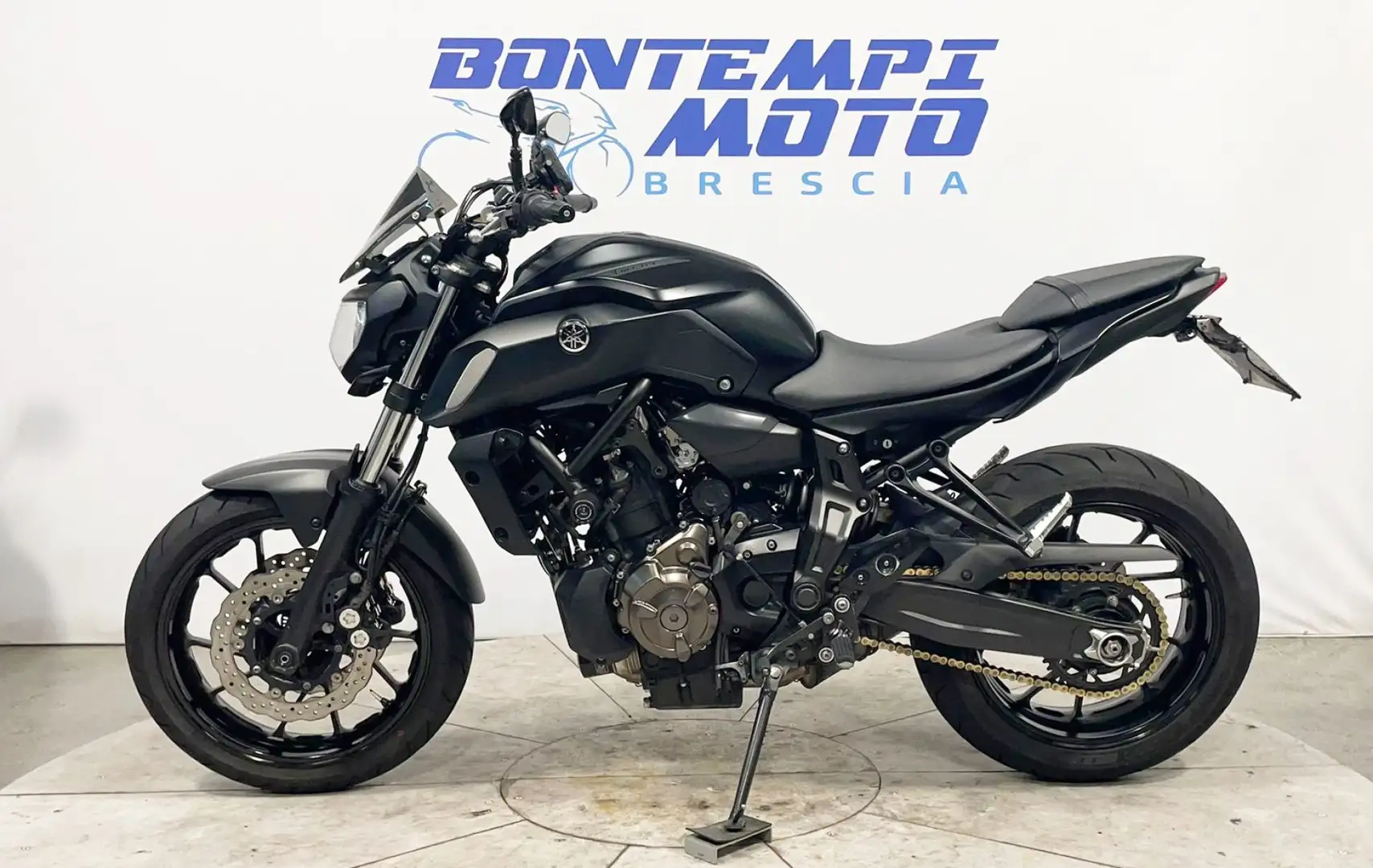 Yamaha MT-07 2018 - DEPOTENZIATA 35 KW - PAT A2 + AKRAPOVIC Nero - 2