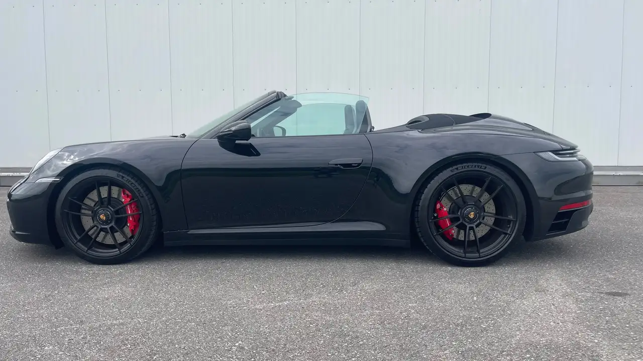 Porsche 992