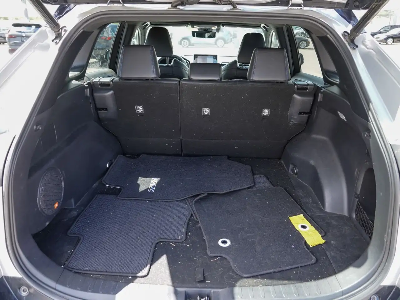 Toyota RAV 4 снимка Toyota RAV 4