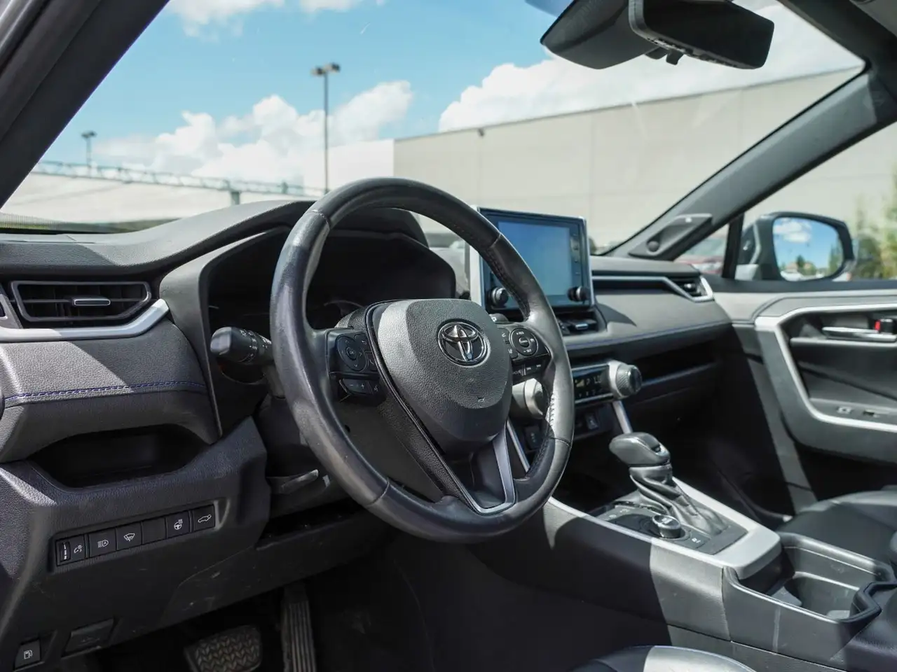 Toyota RAV 4 снимка Toyota RAV 4